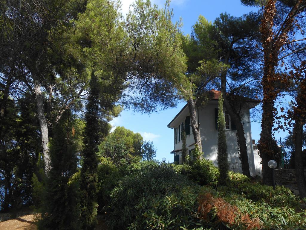Torre Alpicella Holiday Home, A Scenic Escape Into Nature And Relaxation Диано-Марина Экстерьер фото