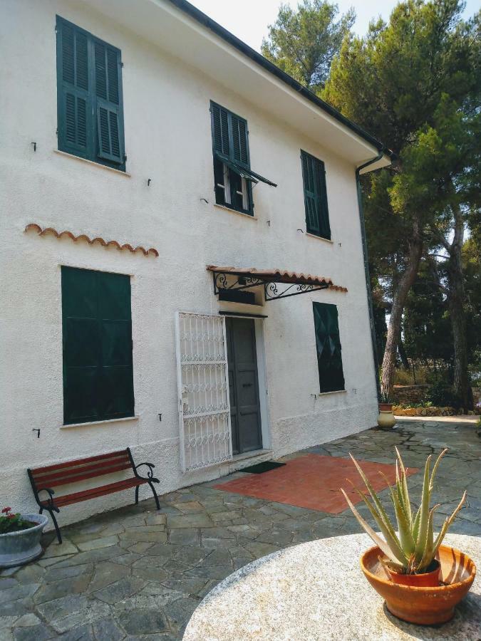 Torre Alpicella Holiday Home, A Scenic Escape Into Nature And Relaxation Диано-Марина Экстерьер фото